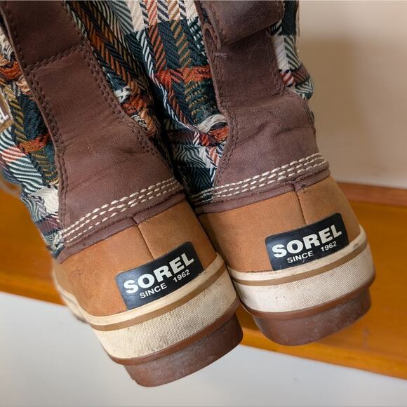 Sorel Tivoli Plaid Winter Boots Women's Size 8 - Picture 3 of 6